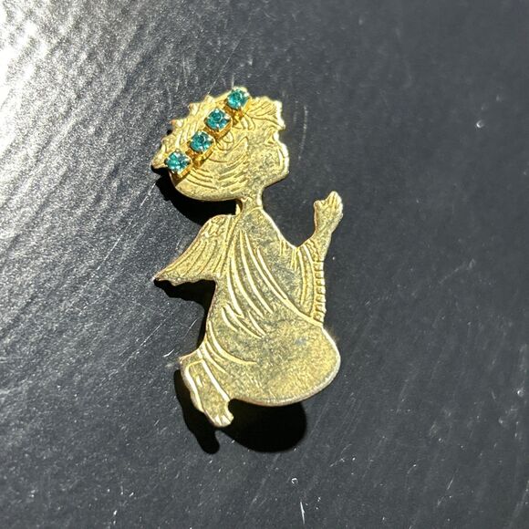 Vintage Praying Kneeling Child ANGEL Sapphire Rhinestones Gold Tone Pin Brooch - Picture 1 of 4